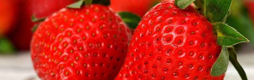 strawberries-3089148_1920_crm